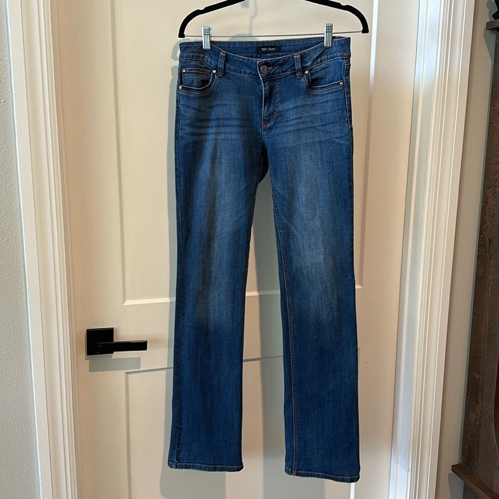 Gently Used White House Black Market Boot Leg Jeans Stretchy Size 4 Regular